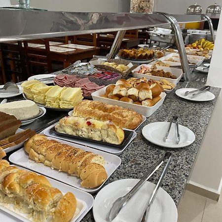Pousada Monte Oliveira Aparecida  Luaran gambar